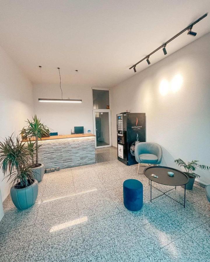 Mint Hotel Призрен Экстерьер фото